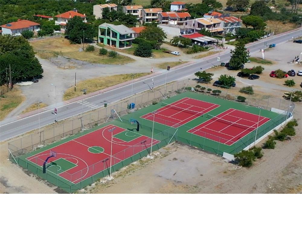 Γήπεδα τένις, μπάσκετ και μια νέα  παιδική χαρά στα παράλια παρέδωσαν Περιφέρεια Θεσσαλίας και Δήμος Αγιάς
