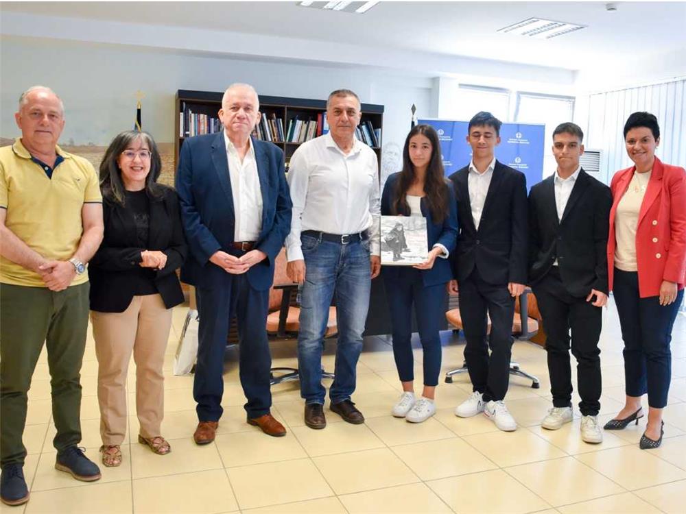 Συγχαρητήρια του Περιφερειάρχη Δημήτρη Κουρέτα στην ομάδα μαθητών του Προτύπου ΓΕΛ Λάρισας για την πανελλήνια διάκρισή τους στον τομέα της καινοτόμου επιχειρηματικότητας