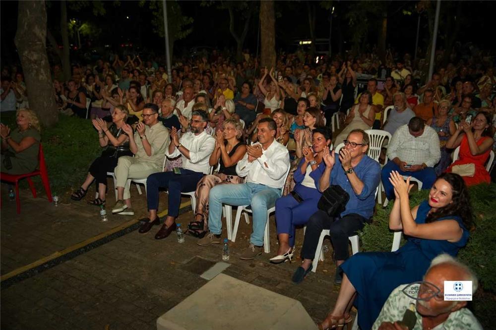 Έλαμψε στη Λάρισα για τον Δημήτρη Παπαδημητρίου η πανσέληνος του Αυγούστου