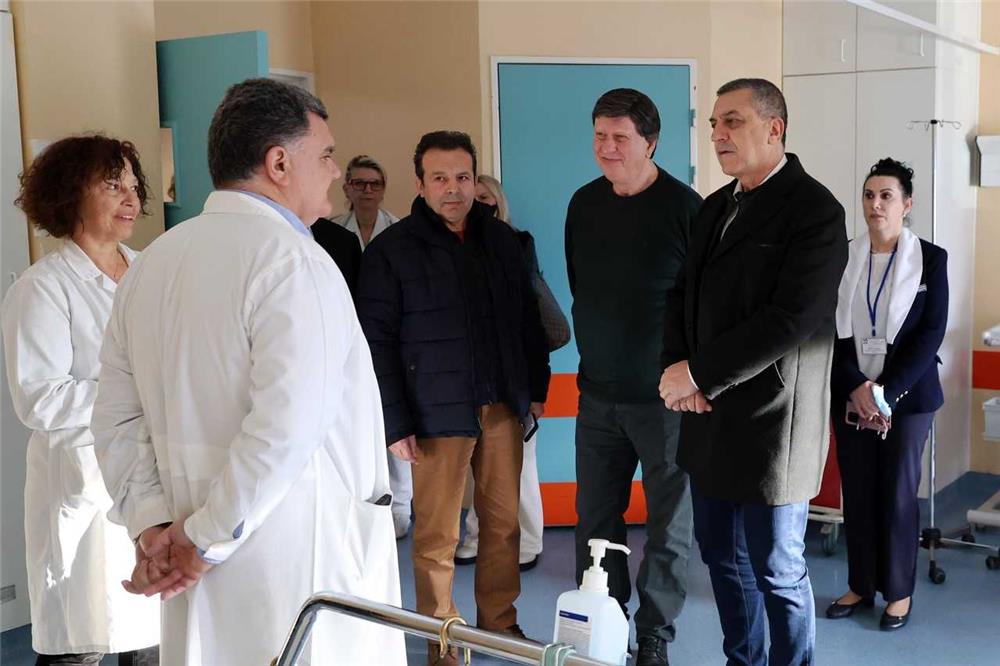 Επίσκεψη  Δημήτρη Κουρέτα  στην Αιματολογική Κλινική του Πανεπιστημιακού Νοσοκομείου