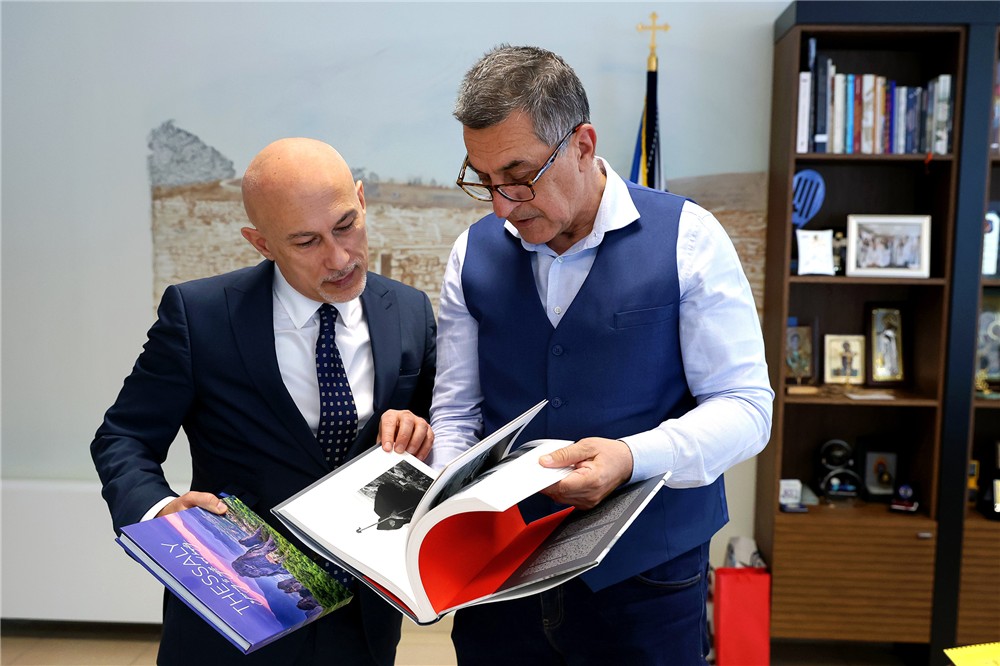 Στον Περιφερειάρχη Θεσσαλίας Δημήτρη Κουρέτα ο Γενικός Πρόξενος της Γεωργίας στην Ελλάδα