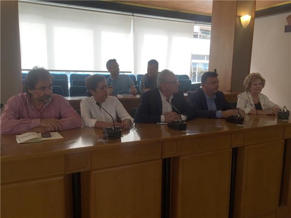 •	Η σχέση αγροτών και κτηνοτρόφων με τον ΕΛΓΑ στο επίκεντρο ευρείας σύσκεψης στην Περιφέρεια, παρουσία του προέδρου του Οργανισμού