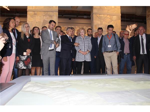 Το μεγαλύτερο περιβαλλοντικό έργο στα Βαλκάνια η Λίμνη Κάρλα είναι πραγματικότητα